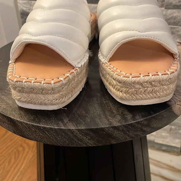 GIANNI BINI WHITE PUFFY LEATHER SLIDES PLATFORM SIZE 8.5 - Picture 6 of 8